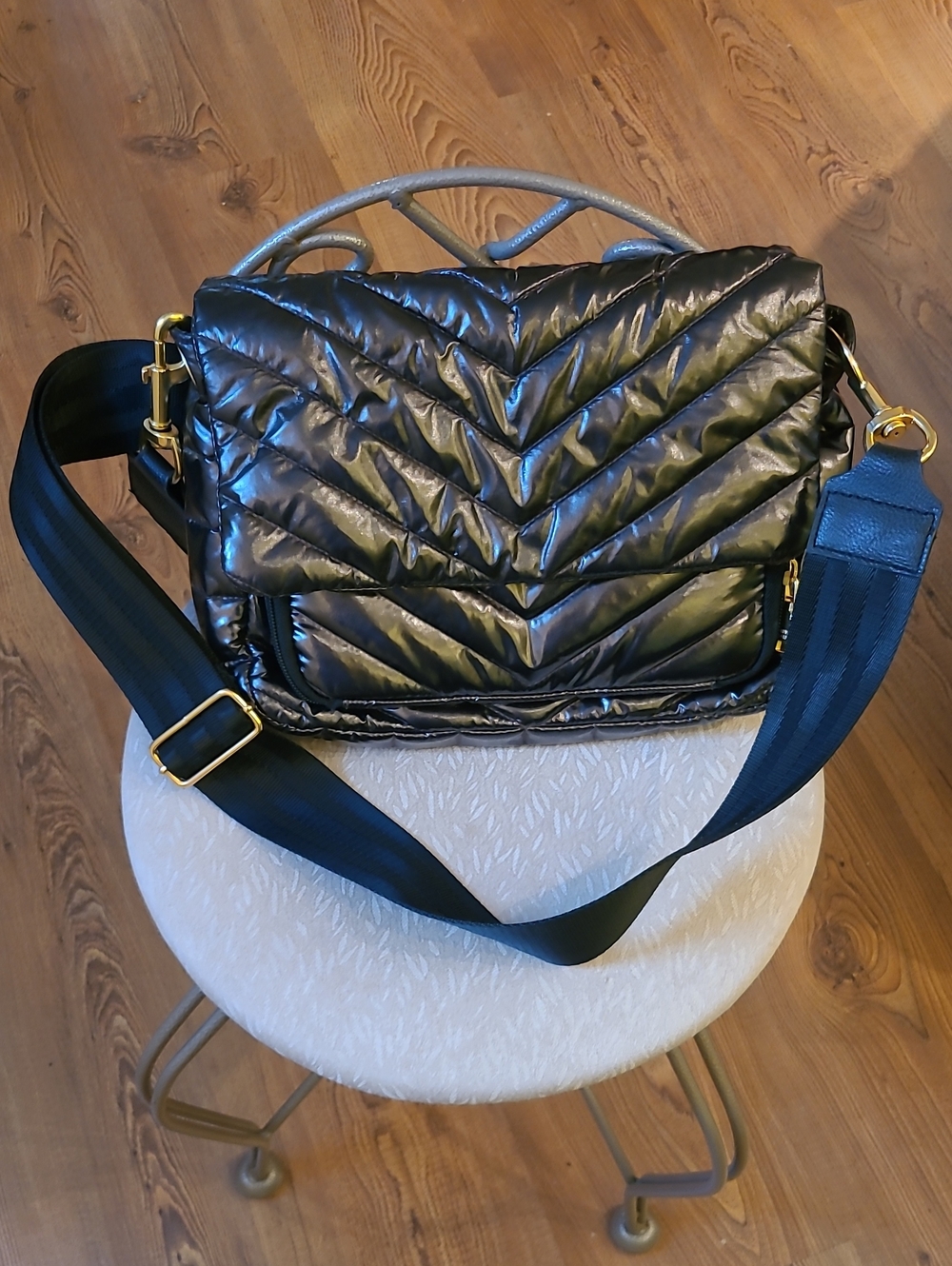 Think Royln Quilted Metallic Black Crossbody Shoulder Bag